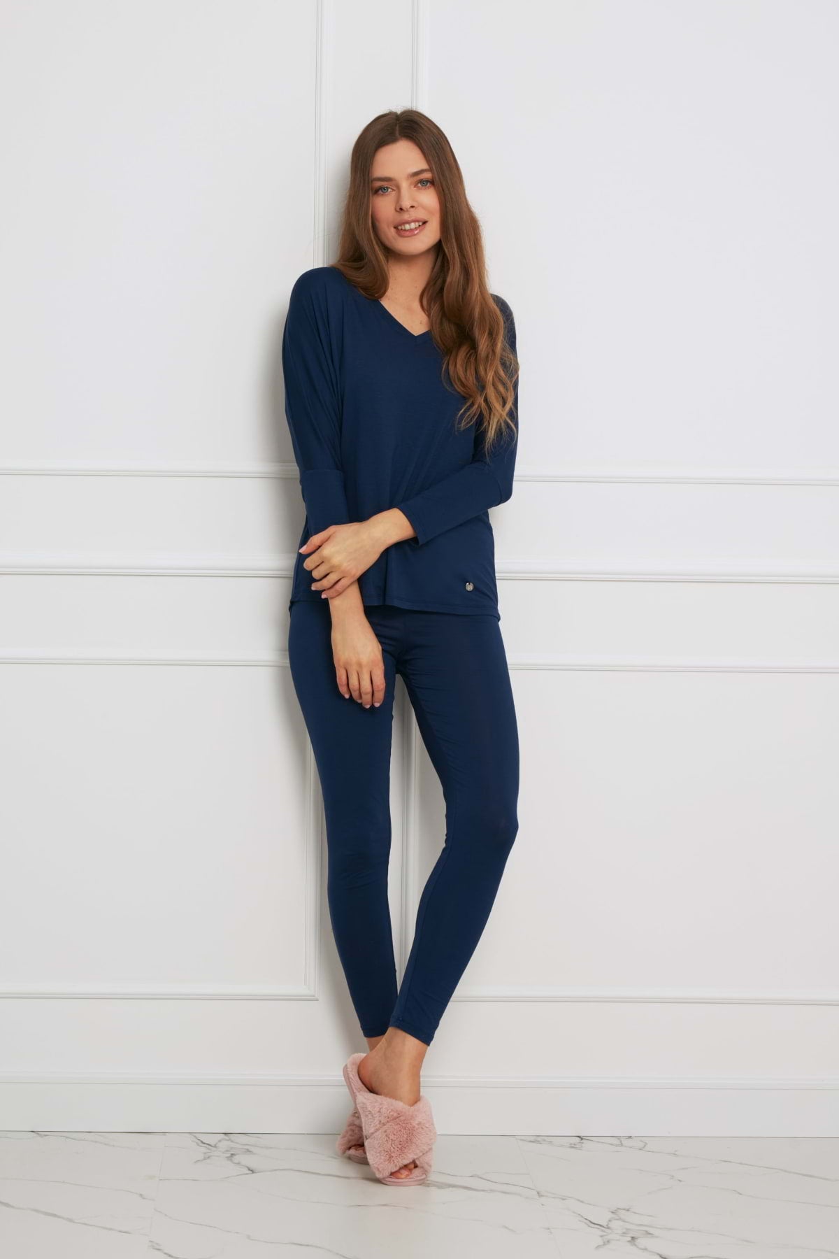 loungewear-komplet-wiskozowy-granatowy-z-legginsami-na-co-dzien.jpg